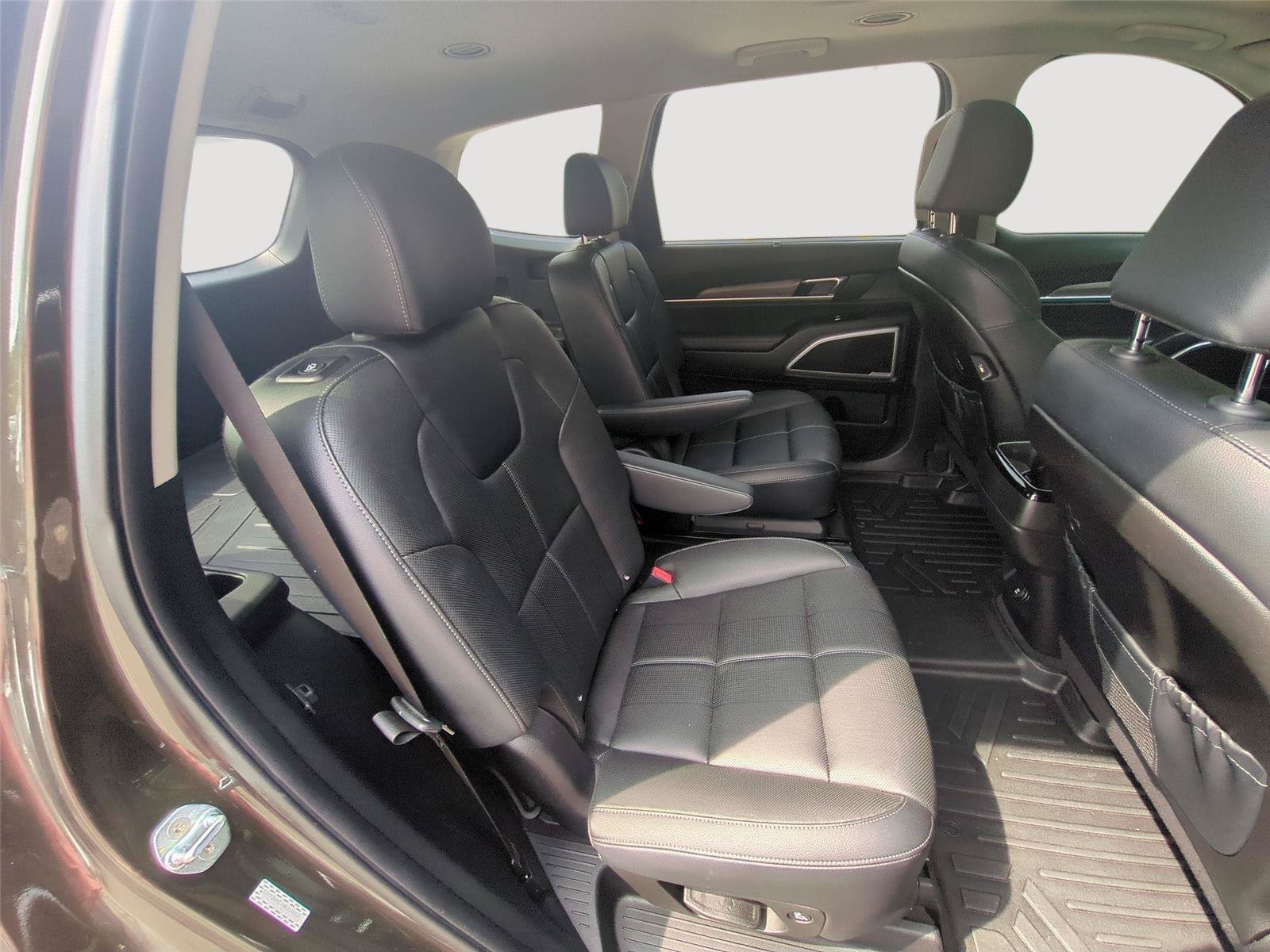 Used 2022 Kia Telluride EX w/ EX Premium Package AWD/4WD image 33