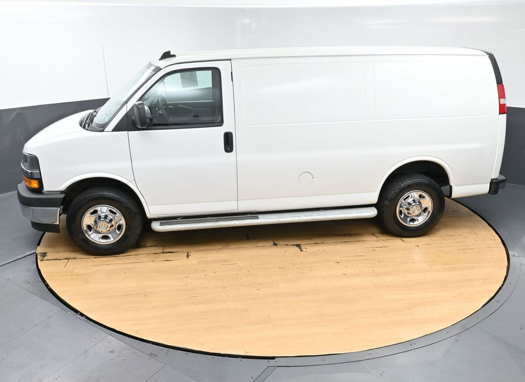 Used 2024 Chevrolet Express 2500 w/ Driver Convenience Package image 40