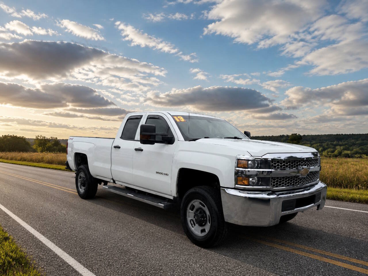 Used 2019 Chevrolet Silverado 2500 W/T w/ WT Convenience Package AWD/4WD image 1