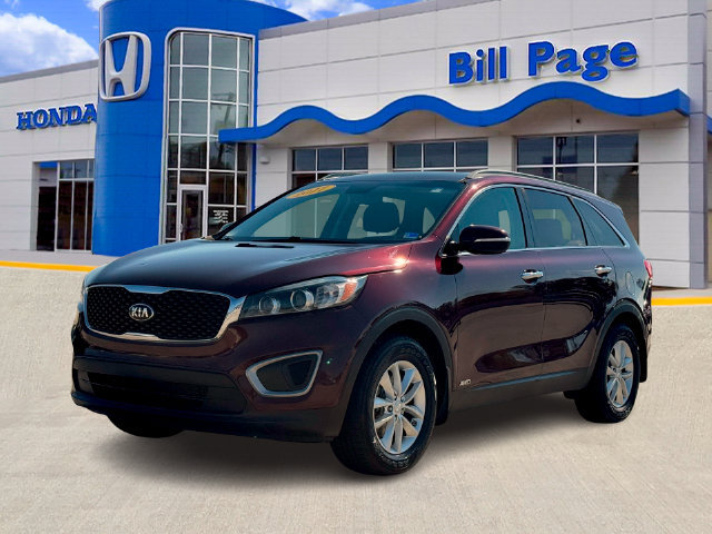 Used 2017 Kia Sorento AWD w/ LX Convenience Package image 2