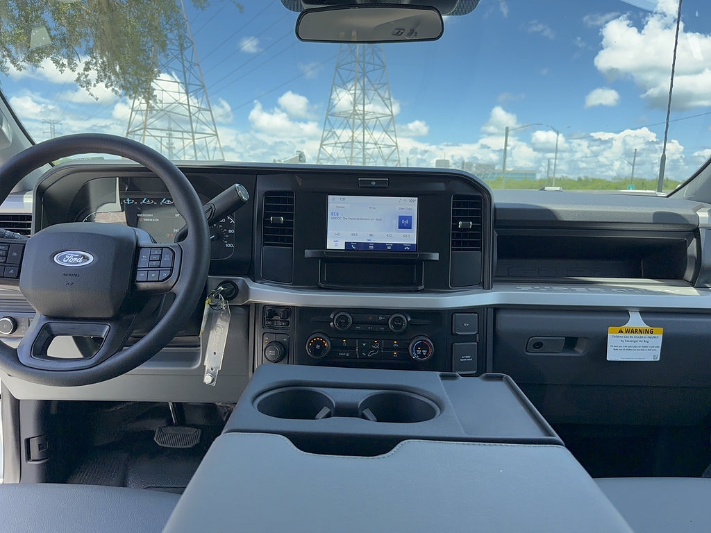 New 2026 Ford F550 4x4 Crew Cab image 35