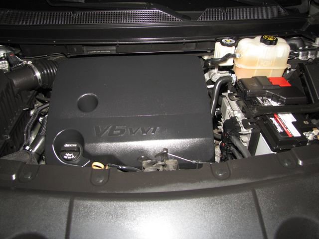 Used 2020 Chevrolet Traverse LS w/ LPO, Black Accent Package FWD image 22