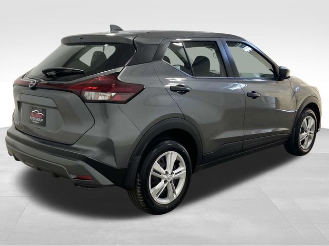 New 2025 Nissan Kicks Play S image 3