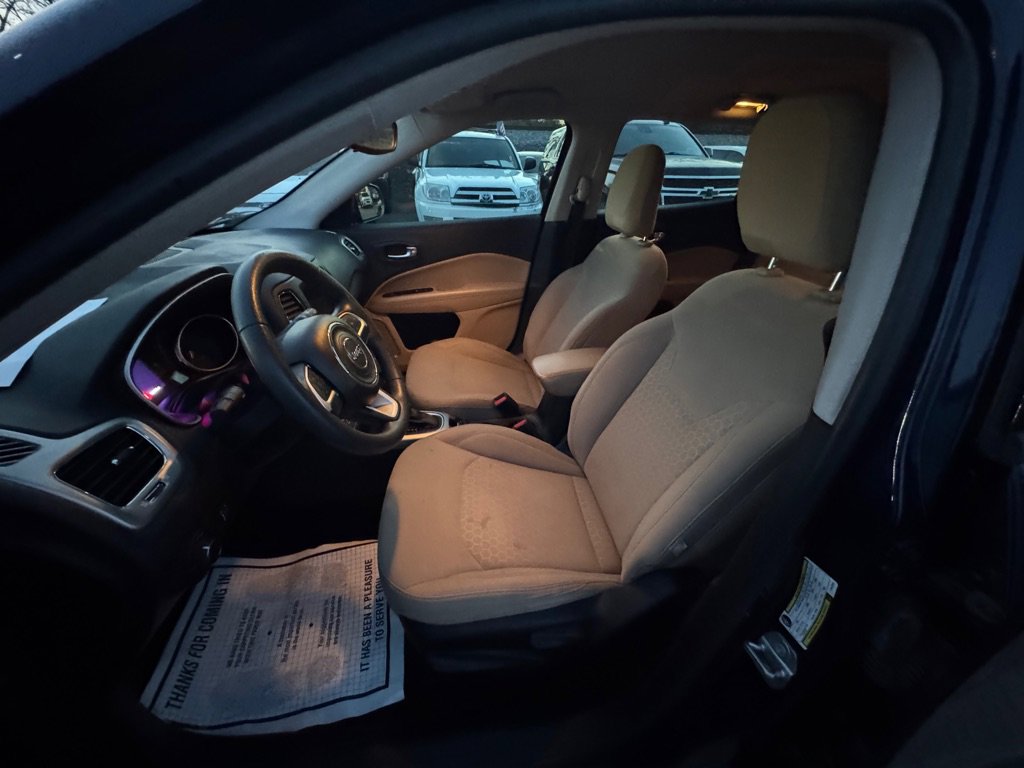 Used 2020 Jeep Compass Sport image 8