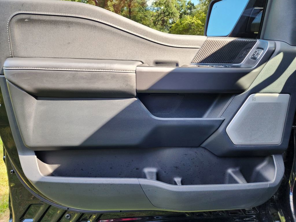 New 2025 Ford F150 Lariat w/ Equipment Group 502A High image 40