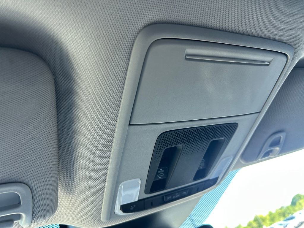 Used 2023 Honda Pilot Elite image 31