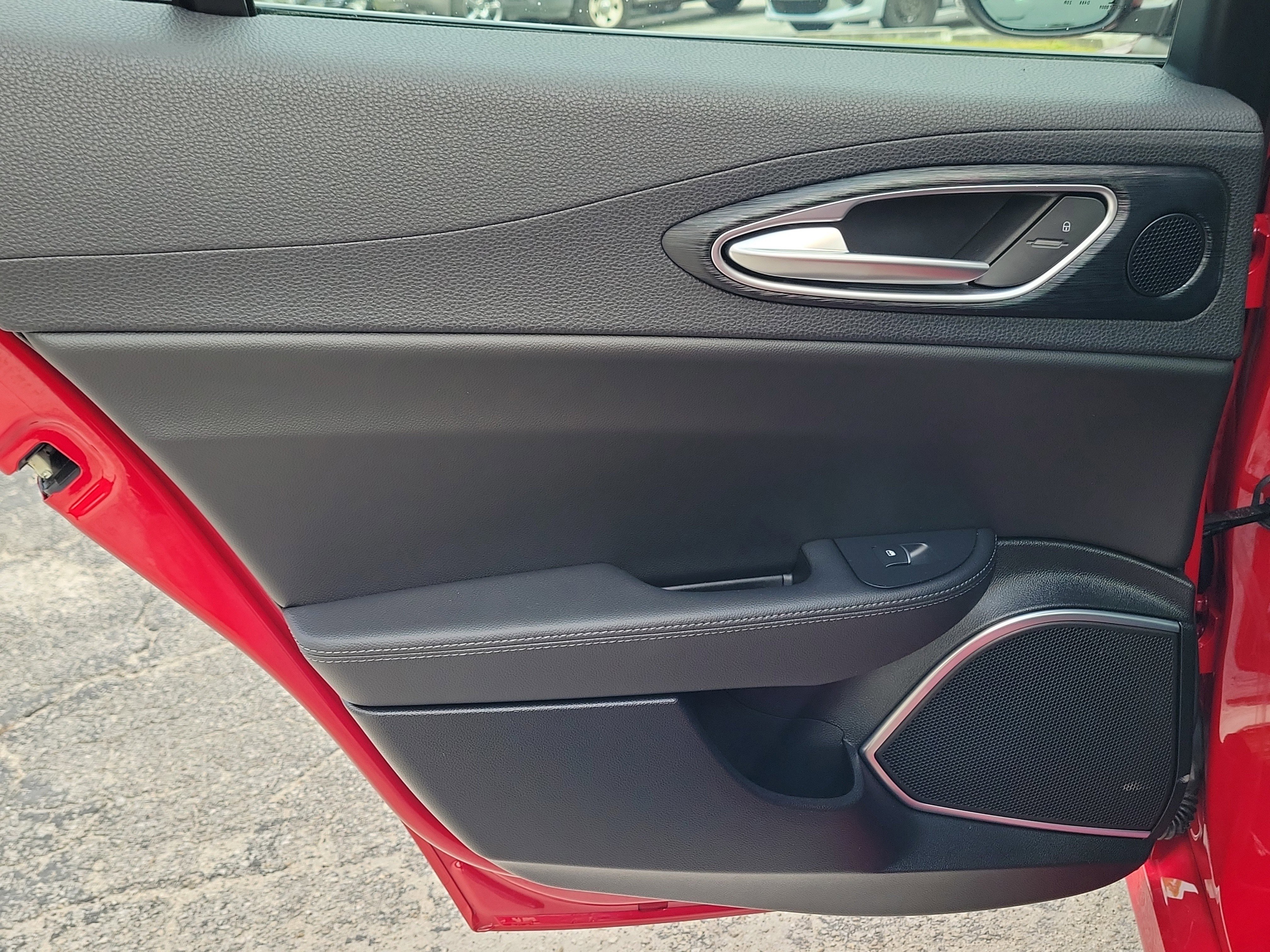 Used 2023 Alfa Romeo Giulia Sprint image 17