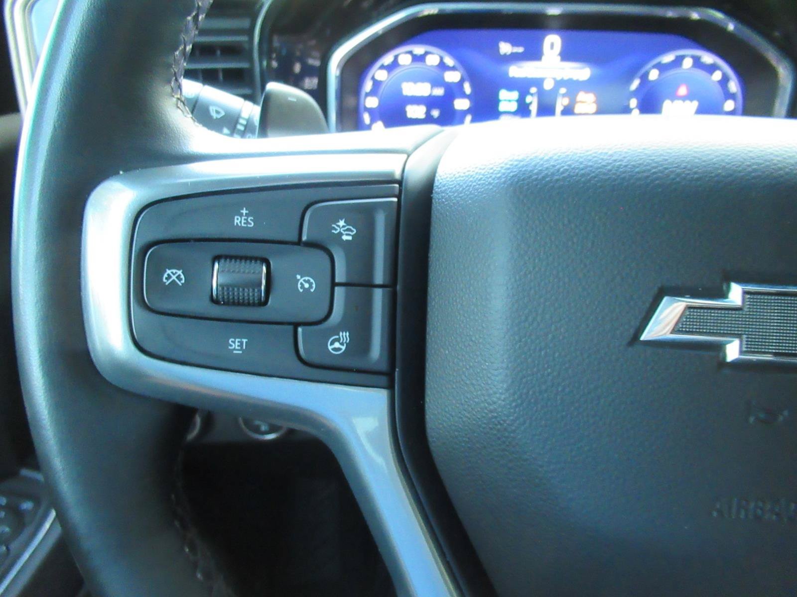 Used 2023 Chevrolet Silverado 1500 RST AWD/4WD image 26