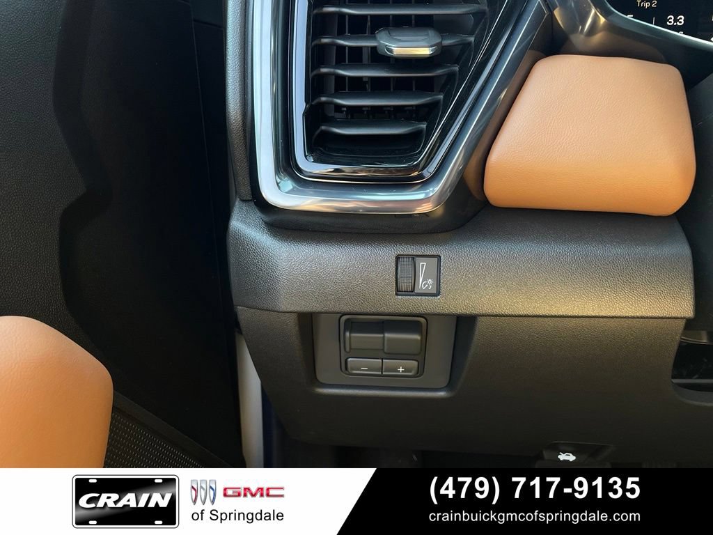 New 2026 GMC Canyon AT4 w/ Technology Plus Package AWD/4WD image 13