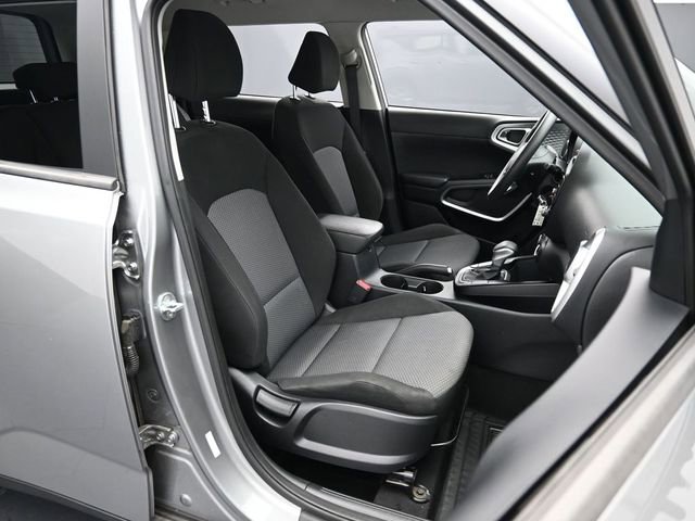 Used 2023 Kia Soul LX w/ LX Technology Package image 27
