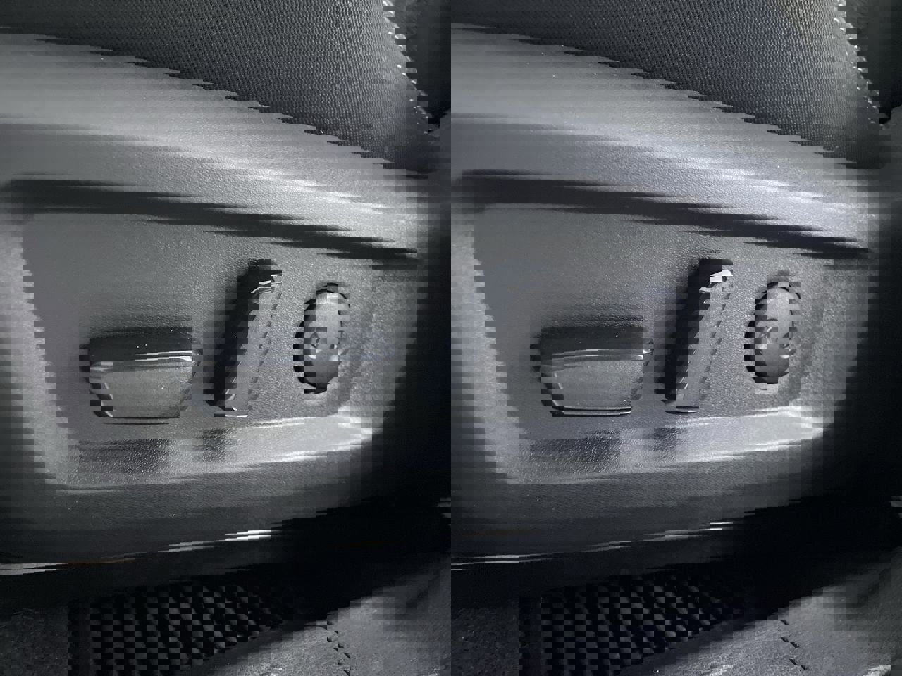 Used 2022 Nissan Rogue SV image 13