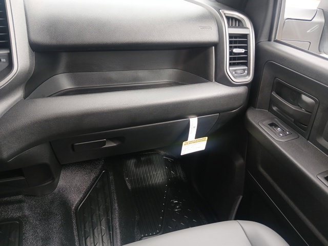 New 2026 RAM 5500 Tradesman w/ Chrome Appearance Group AWD/4WD image 33