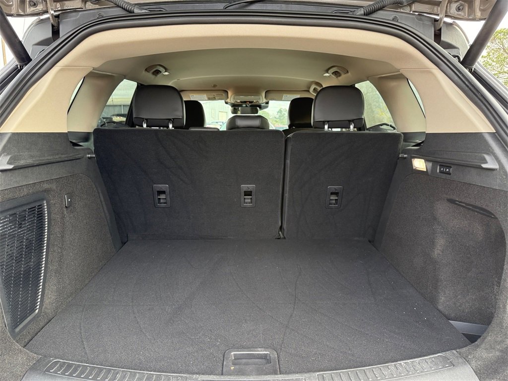 Used 2025 Lincoln Corsair Reserve image 19