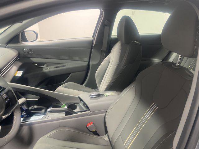 New 2026 Hyundai Elantra Sport image 8