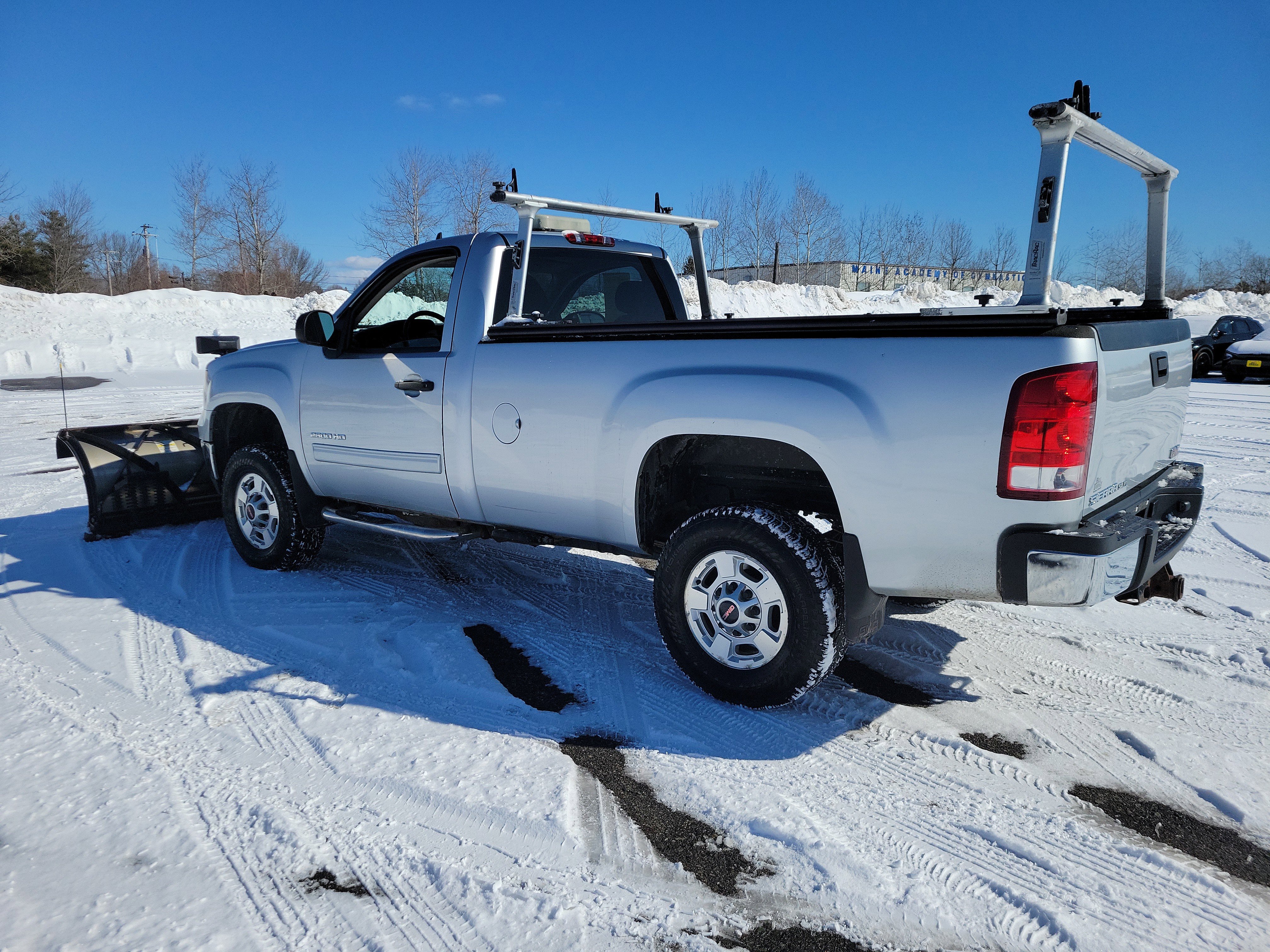 Used 2013 GMC Sierra 2500 SLE w/ SLE Preferred Package image 7