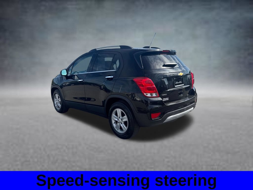 Used 2019 Chevrolet Trax LT w/ LT Convenience Package FWD image 9