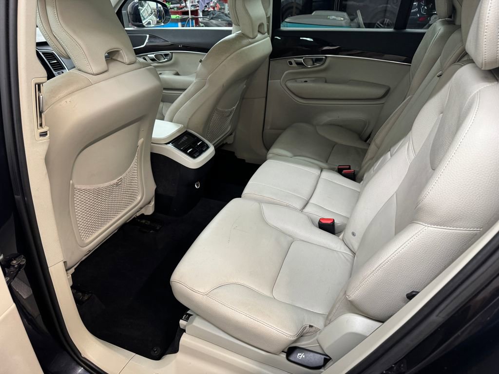 Used 2019 Volvo XC90 T5 Momentum w/ Advanced Package AWD/4WD image 15