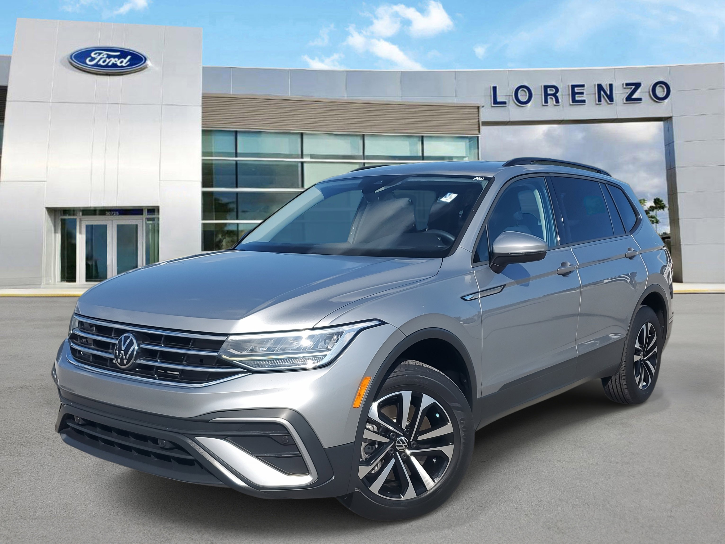 Used 2023 Volkswagen Tiguan S w/ Driver Assistance Package image 1