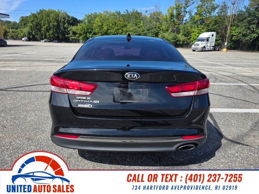Used 2017 Kia Optima LX FWD image 4