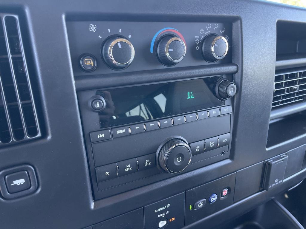 New 2025 GMC Savana 3500 LS image 13