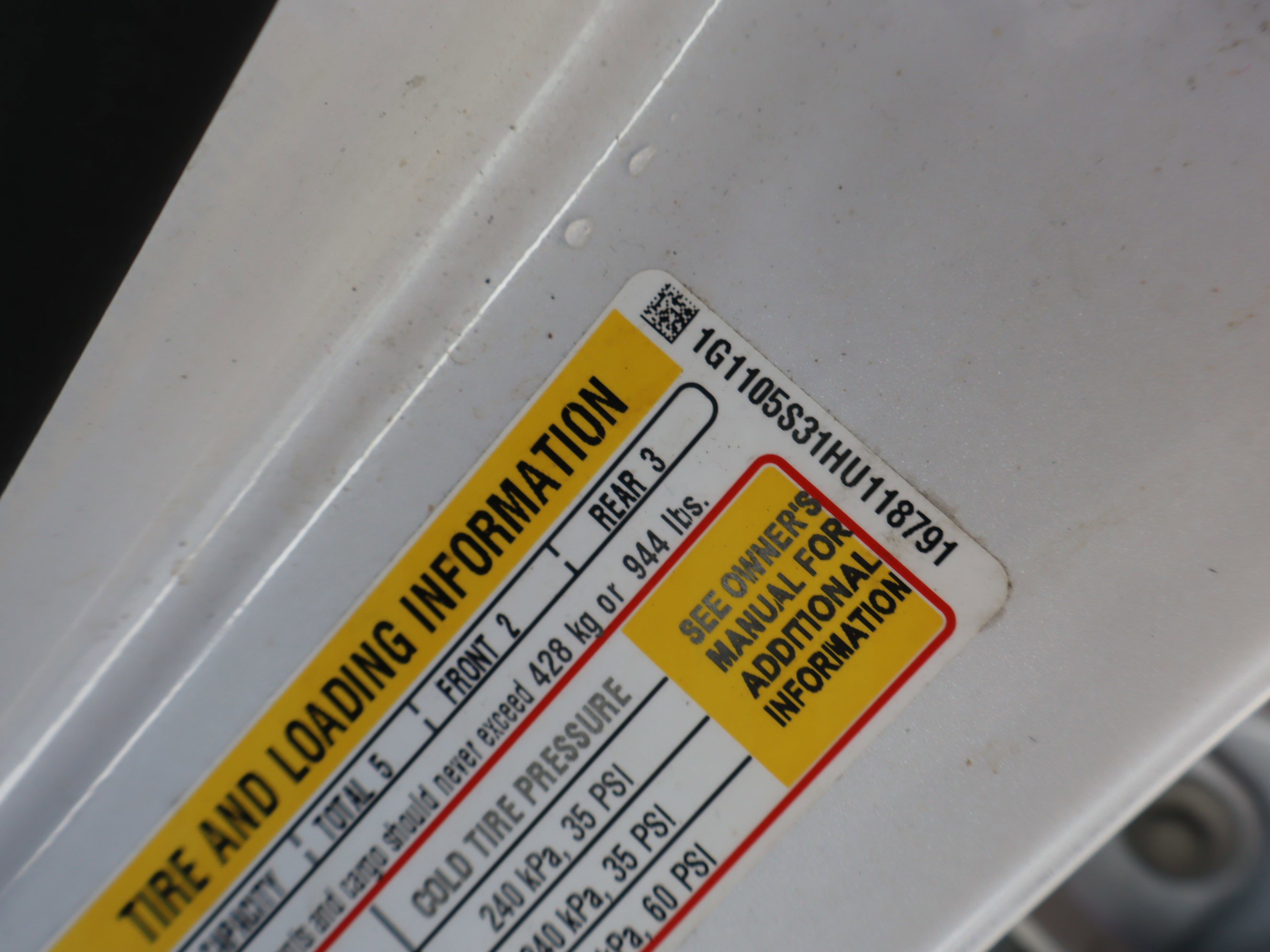 Used 2017 Chevrolet Impala LT w/ Convenience Package image 12