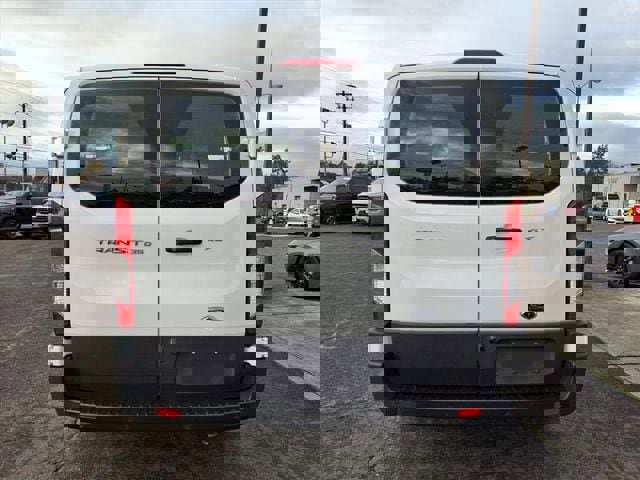 Used 2023 Ford Transit 350 XLT image 9