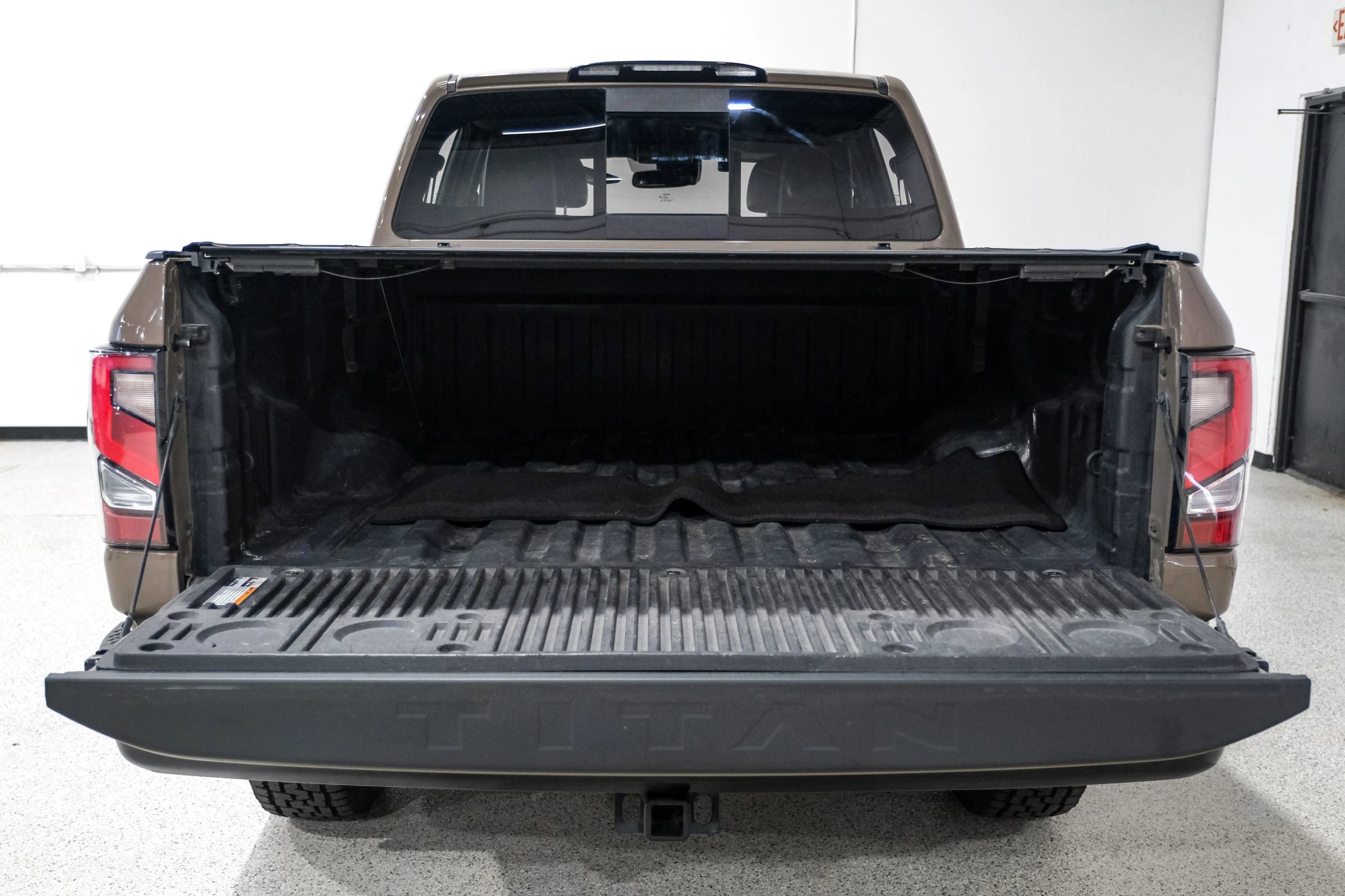 Used 2021 Nissan Titan PRO-4X w/ Off Road Protection Package image 51