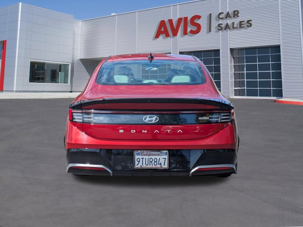 Used 2025 Hyundai Sonata SEL FWD image 7