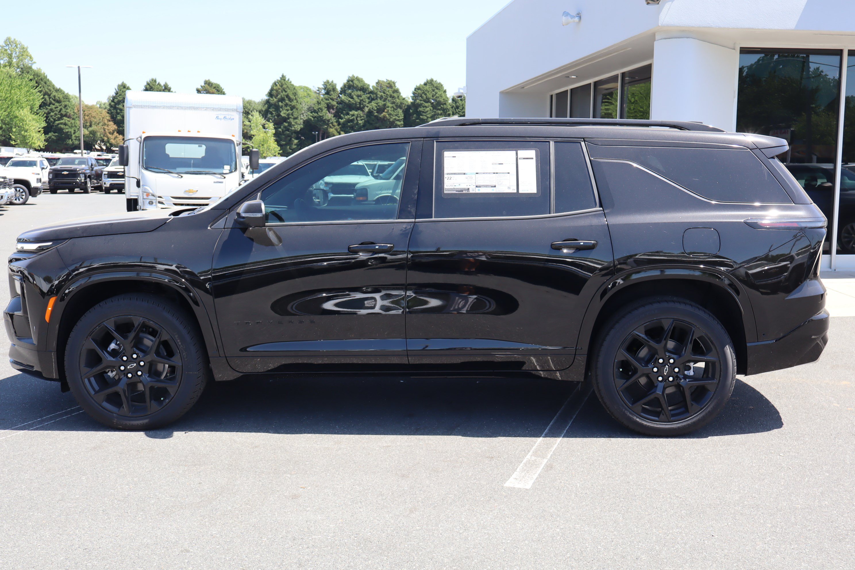 New 2026 Chevrolet Traverse RS FWD image 6