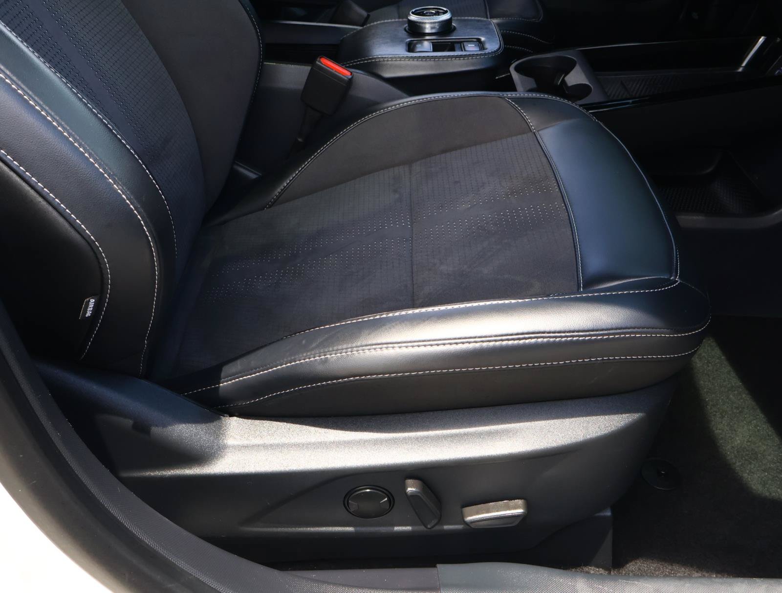 Used 2022 Ford Mustang Mach-E GT w/ GT Performance Edition AWD/4WD image 19