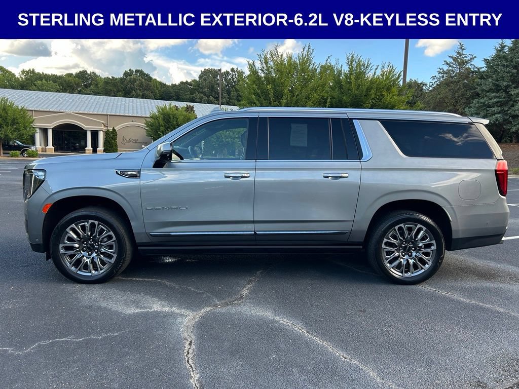 Used 2023 GMC Yukon XL Denali Ultimate AWD/4WD image 14
