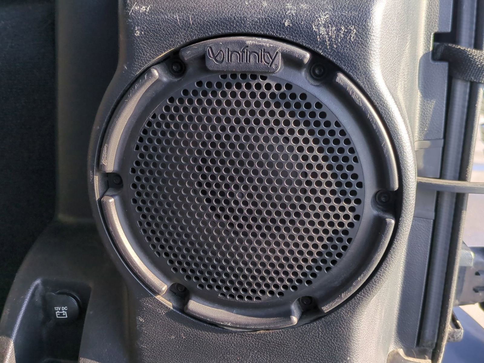 Used 2012 Jeep Wrangler Unlimited Sport image 33