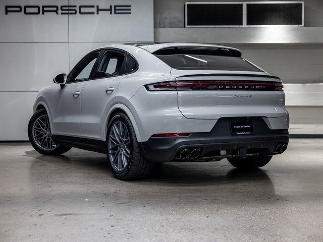 New 2026 Porsche Cayenne S image 3