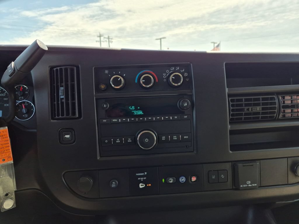 Used 2023 Chevrolet Express 3500 LT w/ LT Preferred Equipment Group RWD image 15
