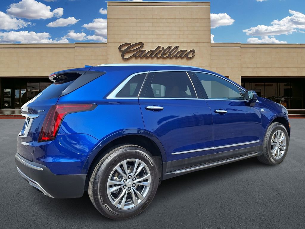 Certified 2023 Cadillac XT5 Premium Luxury image 3