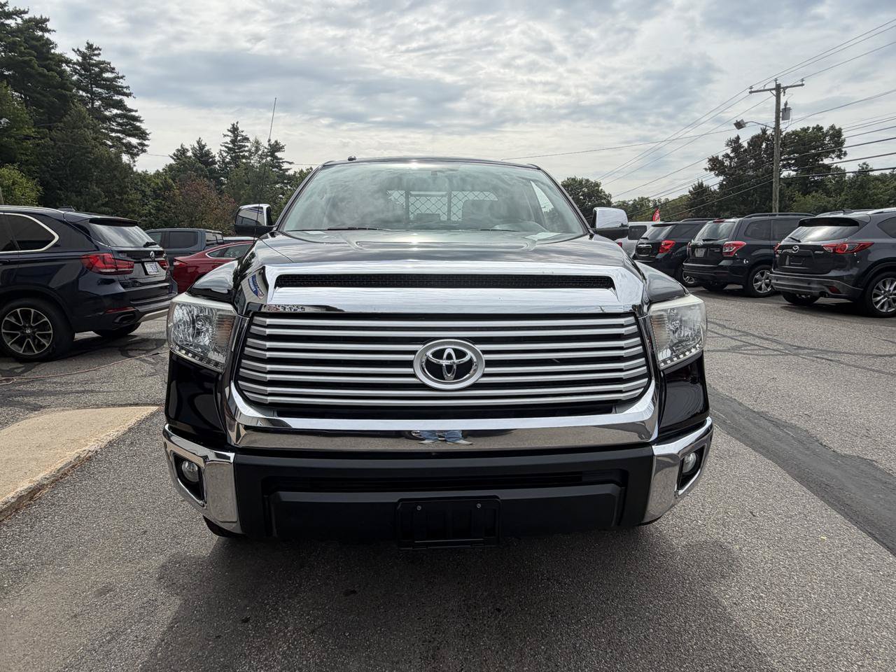 Used 2014 Toyota Tundra Limited w/ Limited Premium Package AWD/4WD image 2
