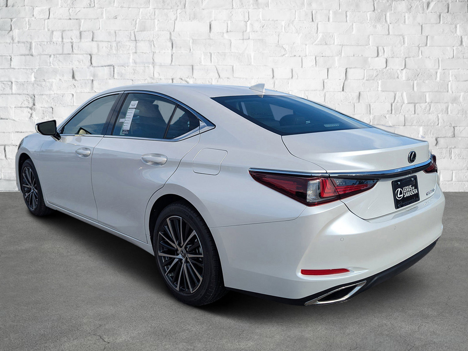 New 2025 Lexus ES 350 w/ Premium Package image 6