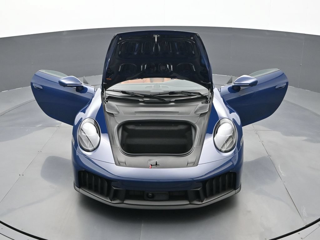 Certified 2026 Porsche 911 Targa 4 GTS AWD/4WD image 28