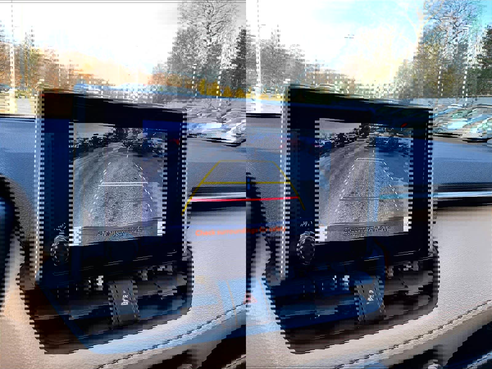 Used 2023 Toyota RAV4 XLE image 19