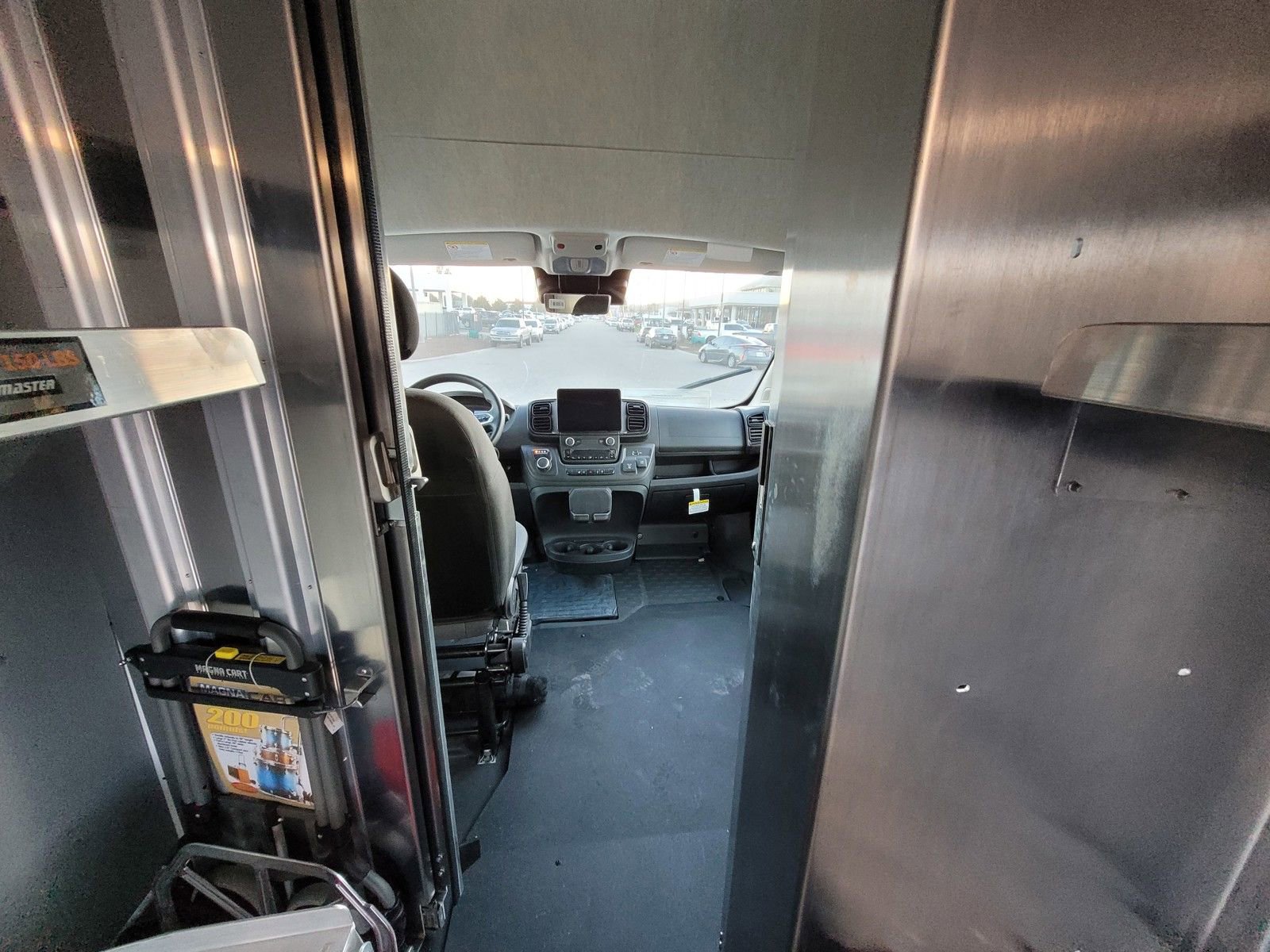 New 2024 RAM ProMaster 3500 w/ Delivery Van Package image 20