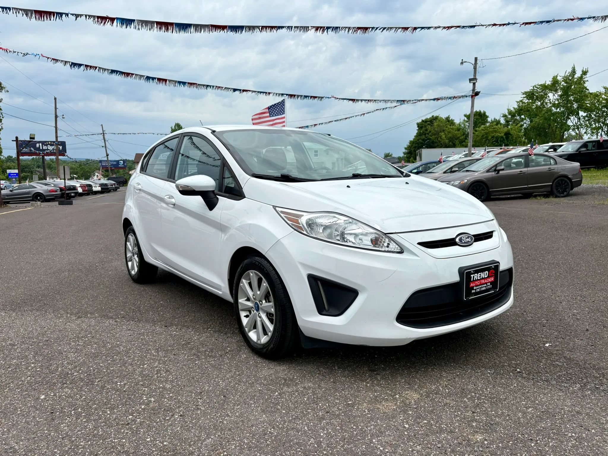Used 2013 Ford Fiesta SE FWD image 7