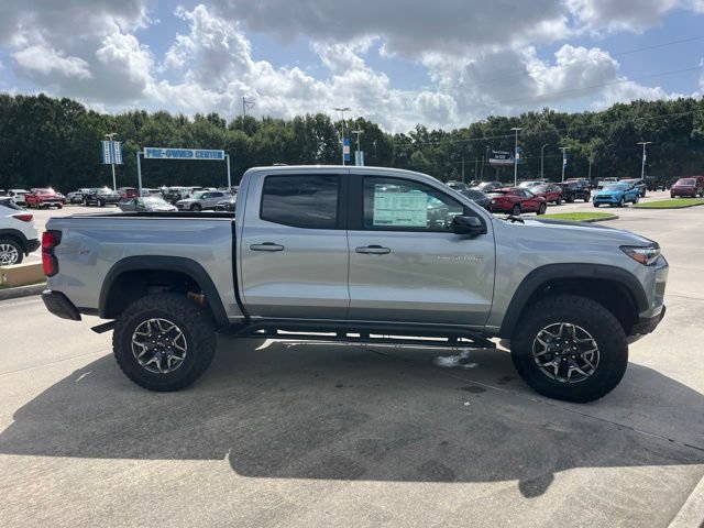 New 2026 Chevrolet Colorado ZR2 w/ Technology Package AWD/4WD image 11