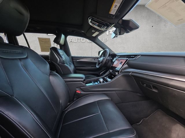 Used 2022 Jeep Grand Cherokee Overland w/ Adv Protech Group III RWD image 24