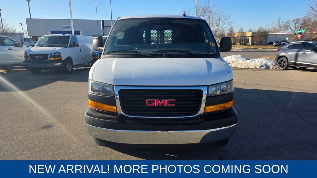 Used 2024 GMC Savana 2500 w/ Driver Convenience Package image 8