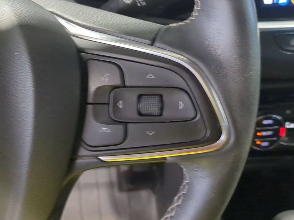 Used 2023 Buick Encore GX Essence w/ Experience Buick Package AWD/4WD image 25