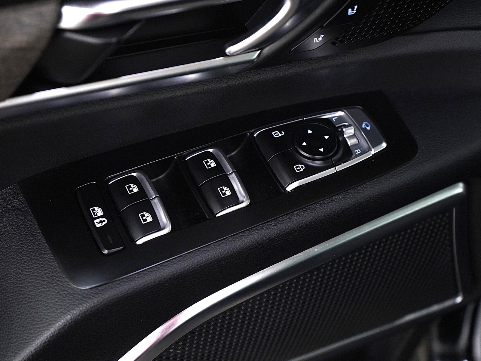 Used 2022 Kia Telluride SX image 19