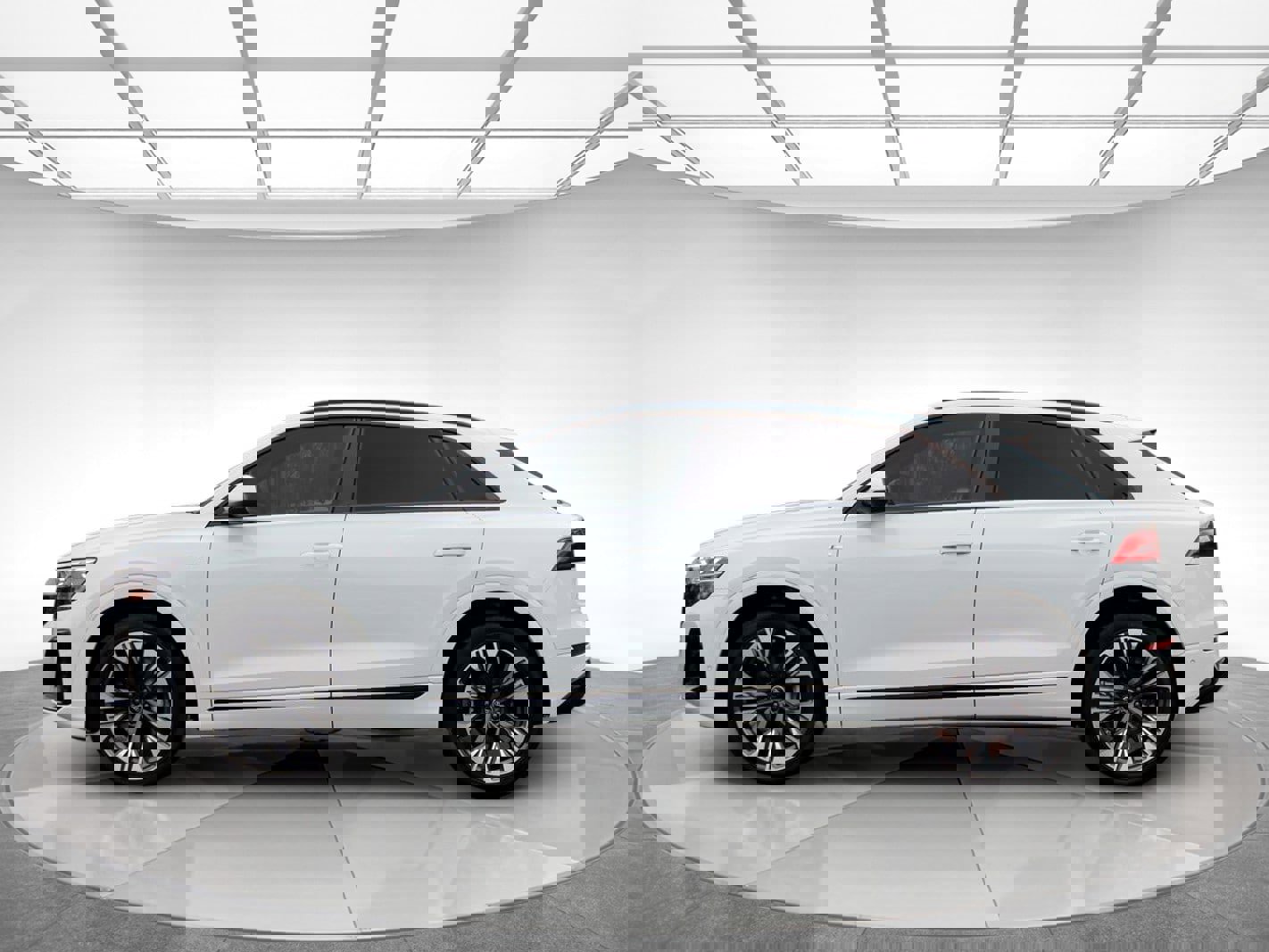 Used 2025 Audi Q8 Prestige w/ Prestige Package image 5