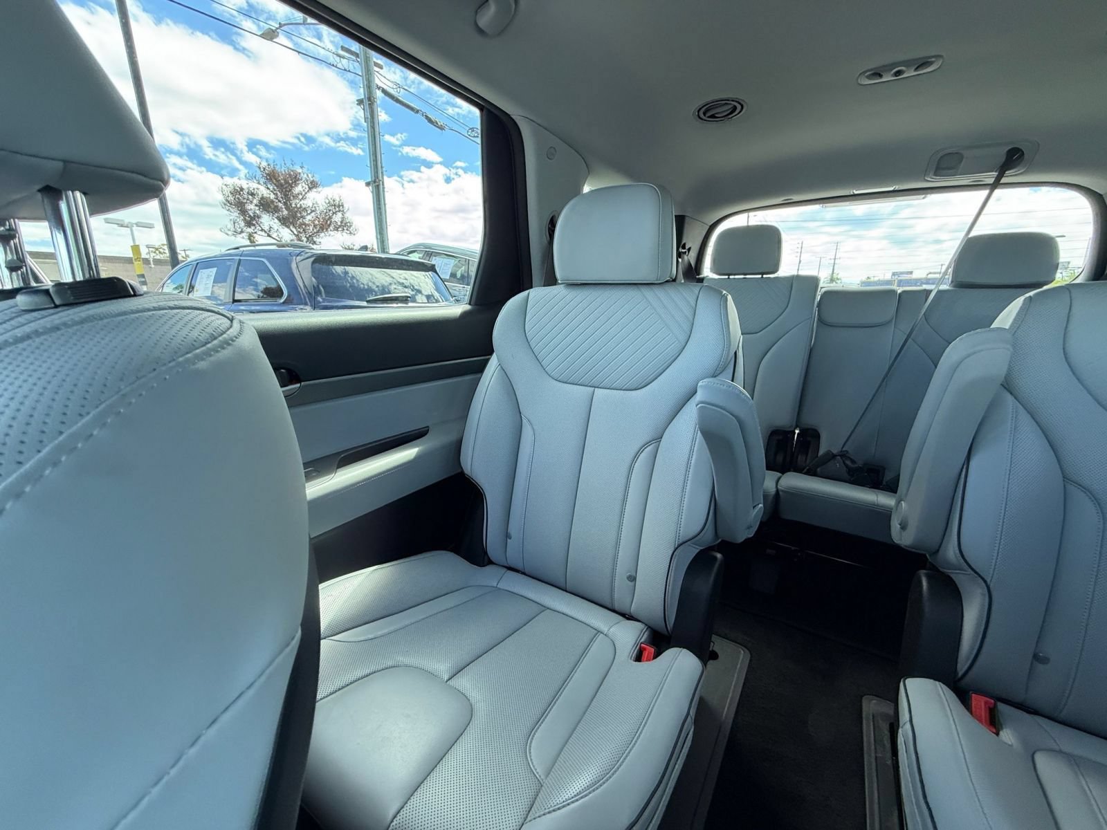 Used 2025 Hyundai Palisade SEL FWD image 41