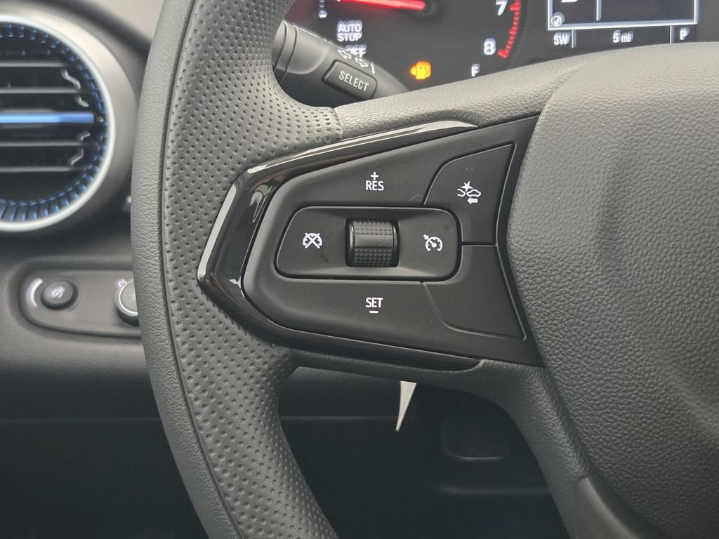 New 2026 Chevrolet Trax LS w/ LS Convenience Package FWD image 30