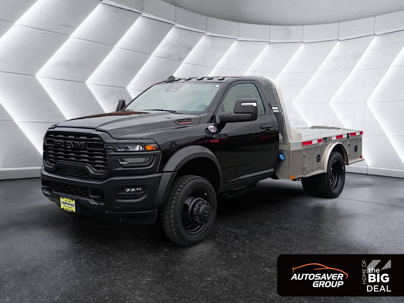 Used 2026 RAM 5500 Tradesman AWD/4WD image 1